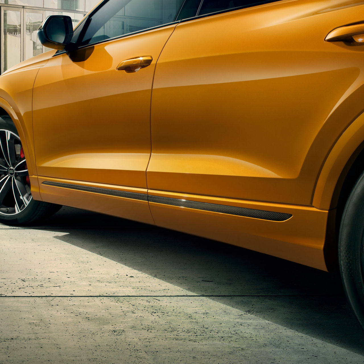 Listwa ozdobna z karbonu